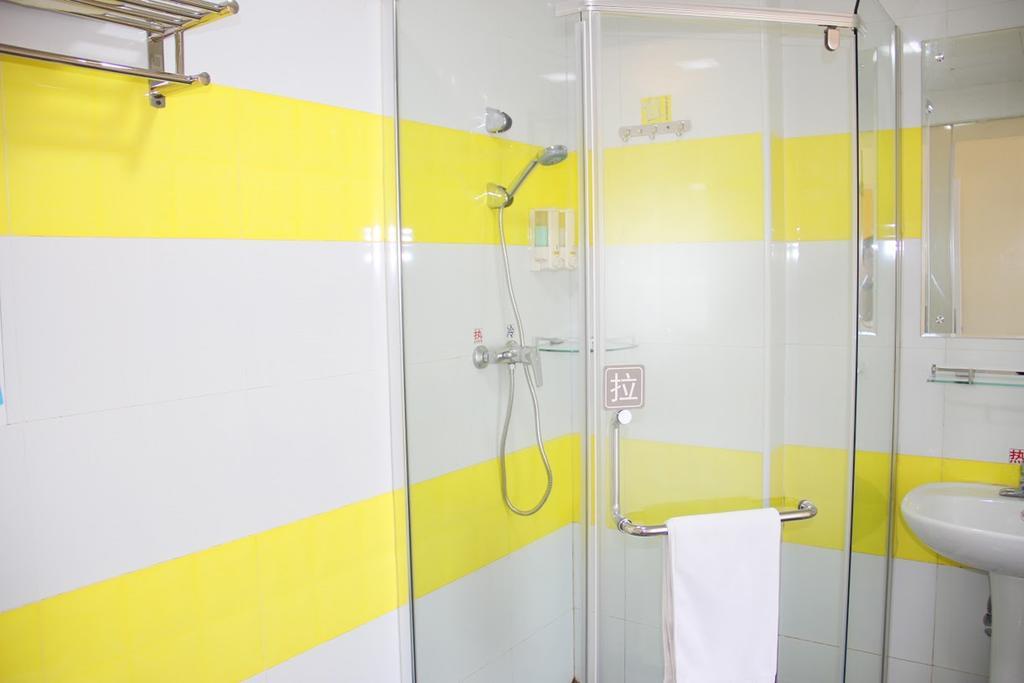7Days Inn Sanqiao Hou Ba Γκουϊγιάνγκ Εξωτερικό φωτογραφία