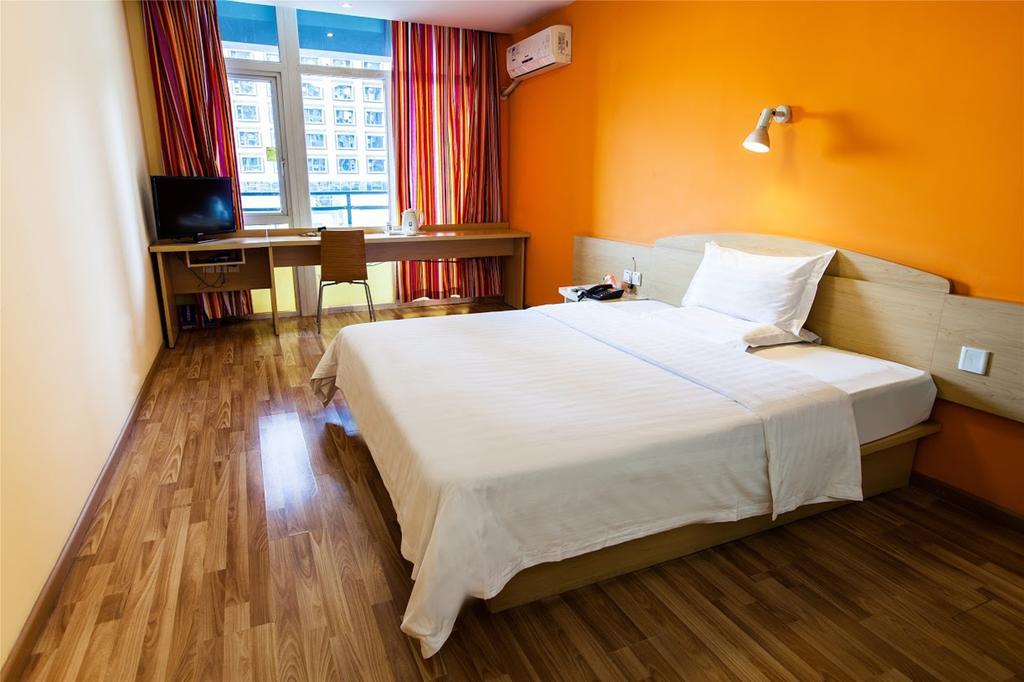 7Days Inn Sanqiao Hou Ba Γκουϊγιάνγκ Εξωτερικό φωτογραφία
